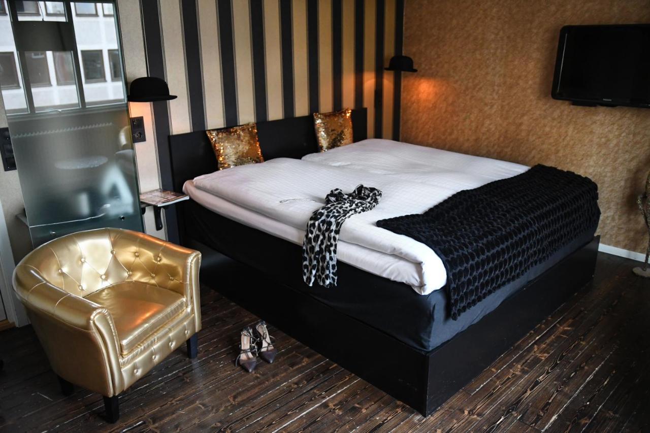Huskvarna Stadshotell ภายนอก รูปภาพ